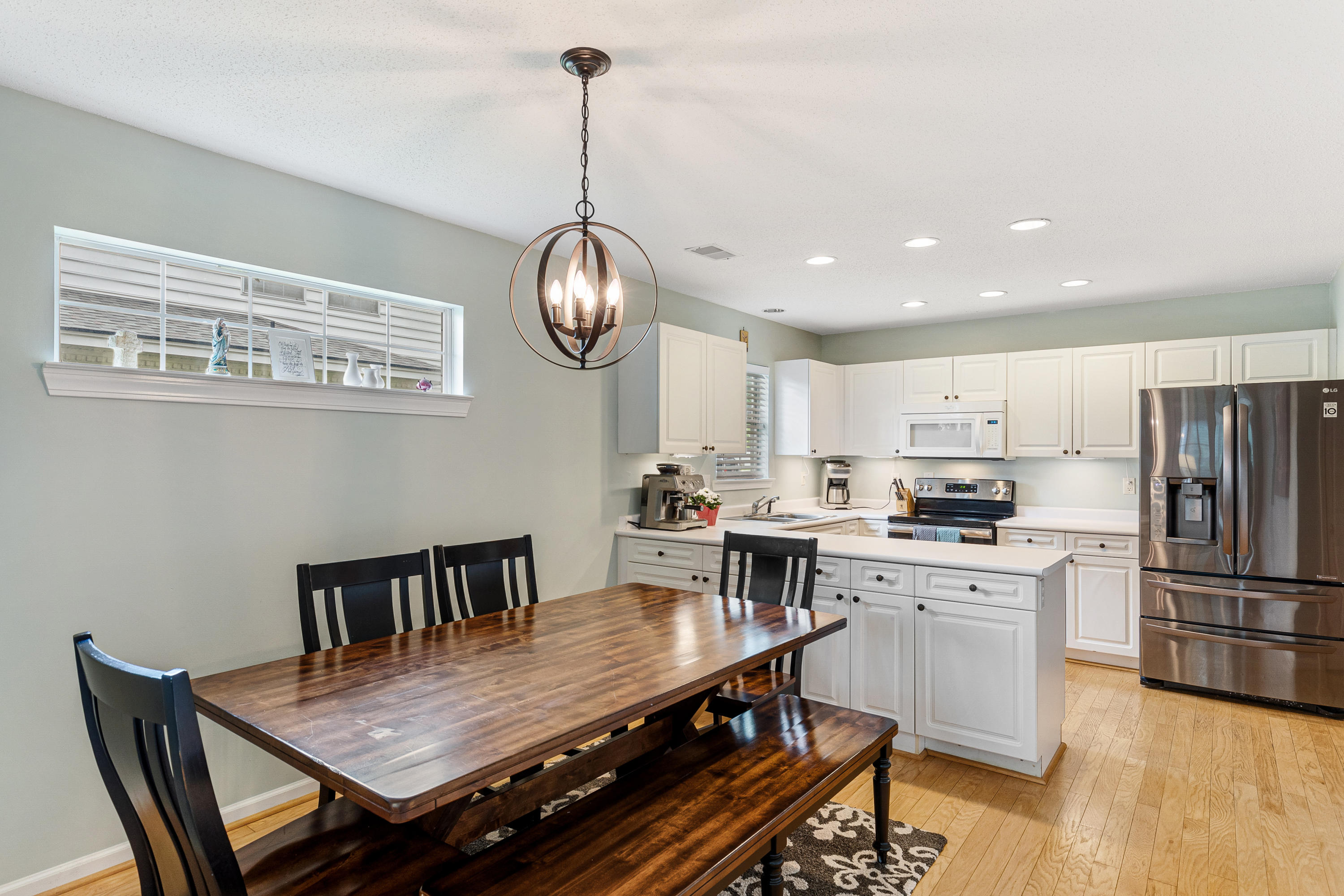 3045 Queensgate Way Mount Pleasant, SC 29466 - Photo 4 of 21 Eat In Kitchen