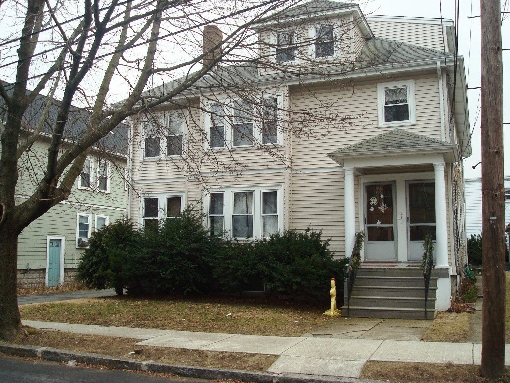 12 Jean Road, Unit 2 Arlington, MA 02474 - Photo 1 of 1