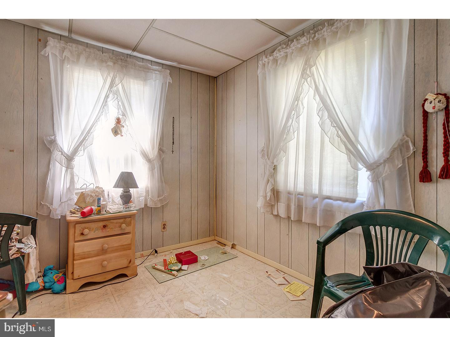 256 Laurel Street Carneys Point, NJ 08069 - Photo 10 of 11 Gallery Image 10