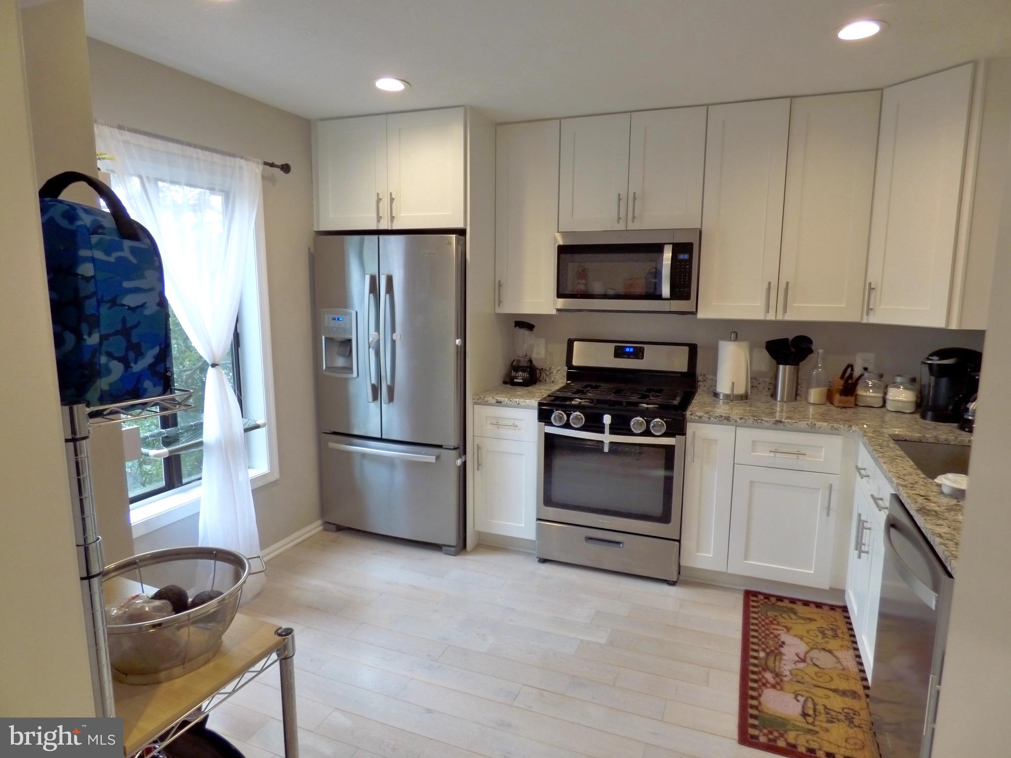 2326 Hunter's Run Drive Reston, VA 20191 - Photo 6 of 29
