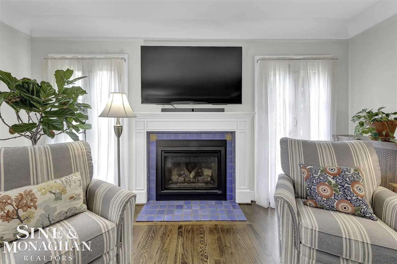 664 Washington Road Grosse Pointe, MI 48230 - Photo 6 of 46