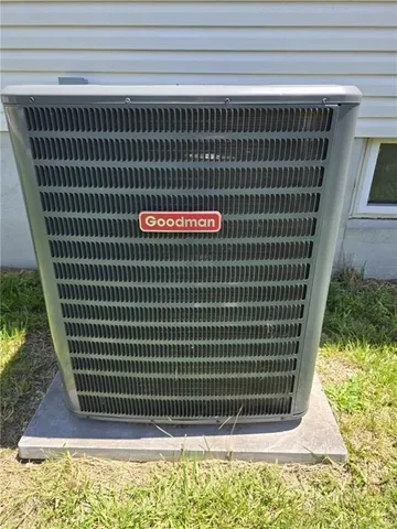 $303,000 | 200 Allison Lane, Clinton, MO 64735