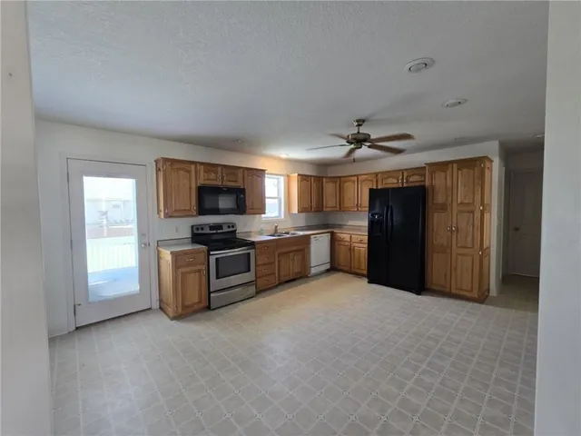 $303,000 | 200 Allison Lane, Clinton, MO 64735