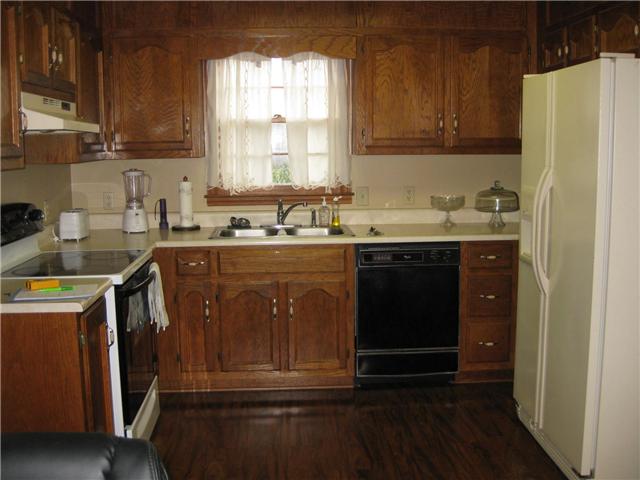 394 Canaan Road Columbia, TN 38401 - Photo 3 of 11 Gallery Image 3