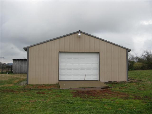 394 Canaan Road Columbia, TN 38401 - Photo 8 of 11 Gallery Image 8