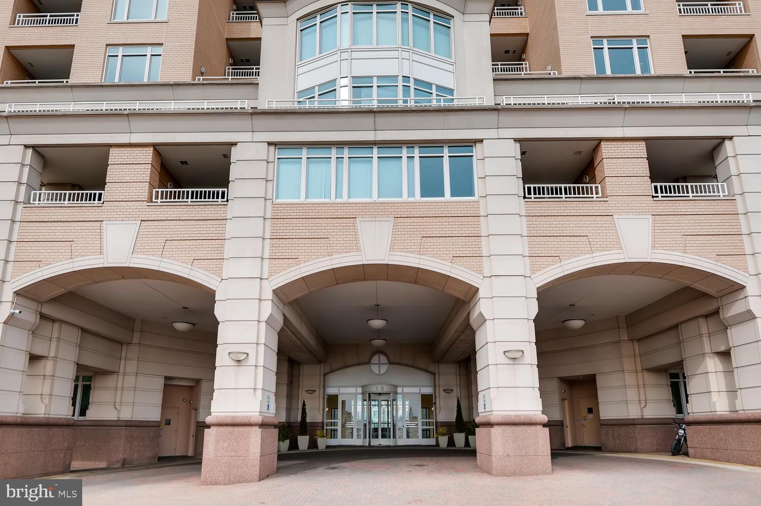 100 Harborview Drive, Unit 612 Baltimore, MD 21230 - Photo 1 of 41 Exterior Front View