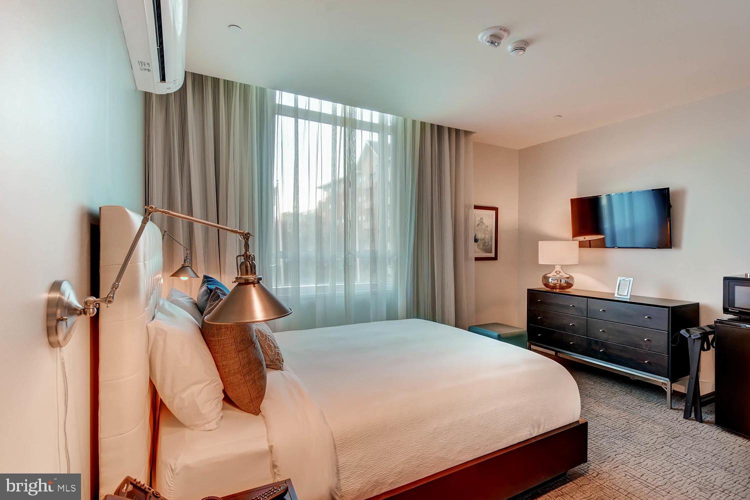 100 Harborview Drive, Unit 612 Baltimore, MD 21230 - Photo 22 of 41 Guest Suites