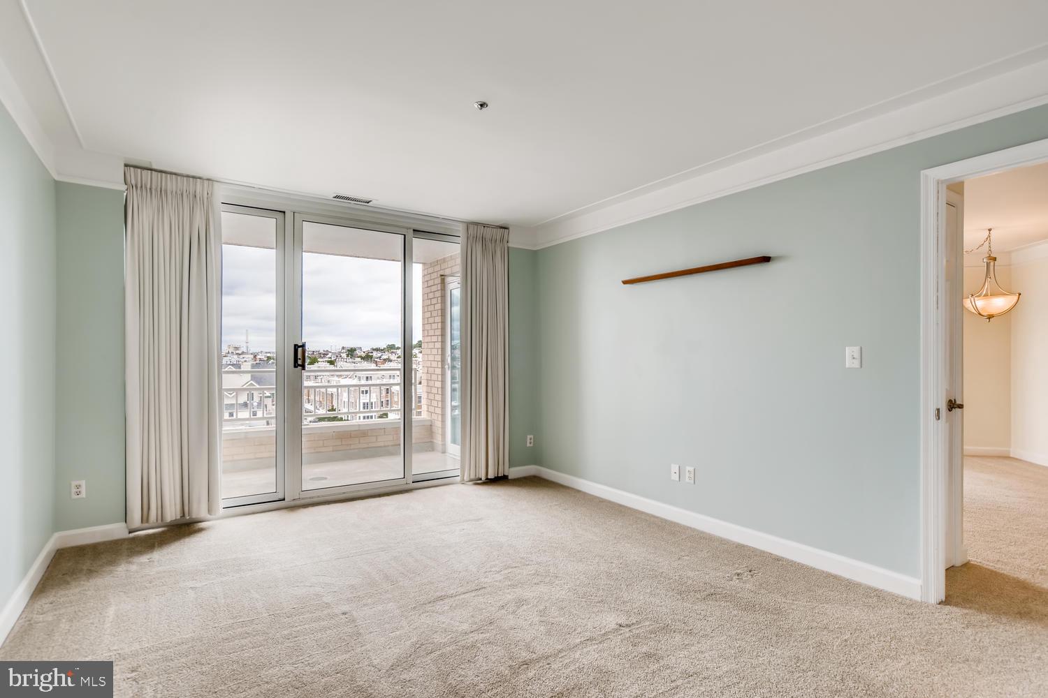 100 Harborview Drive, Unit 612 Baltimore, MD 21230 - Photo 7 of 41 Spacious Master Suite