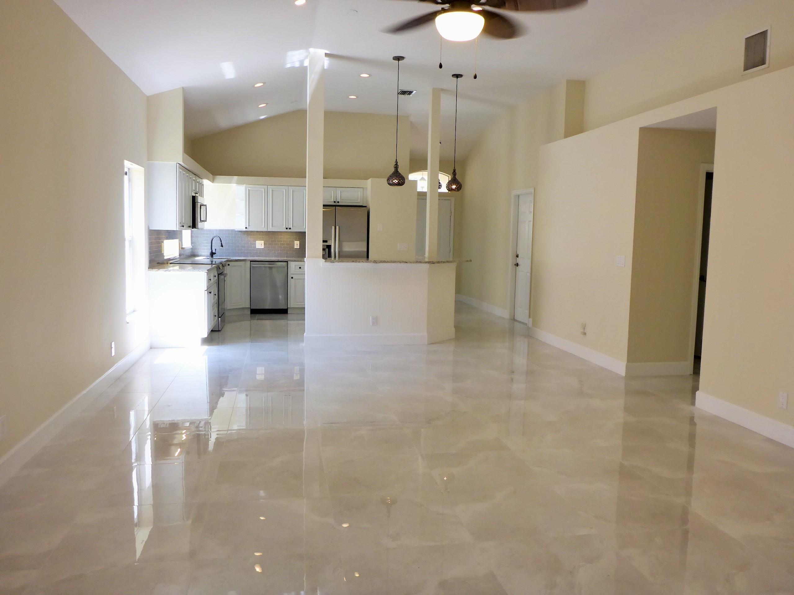 5211 Edenwood Road Riviera Beach, FL 33418 - Photo 14 of 59 P1020122