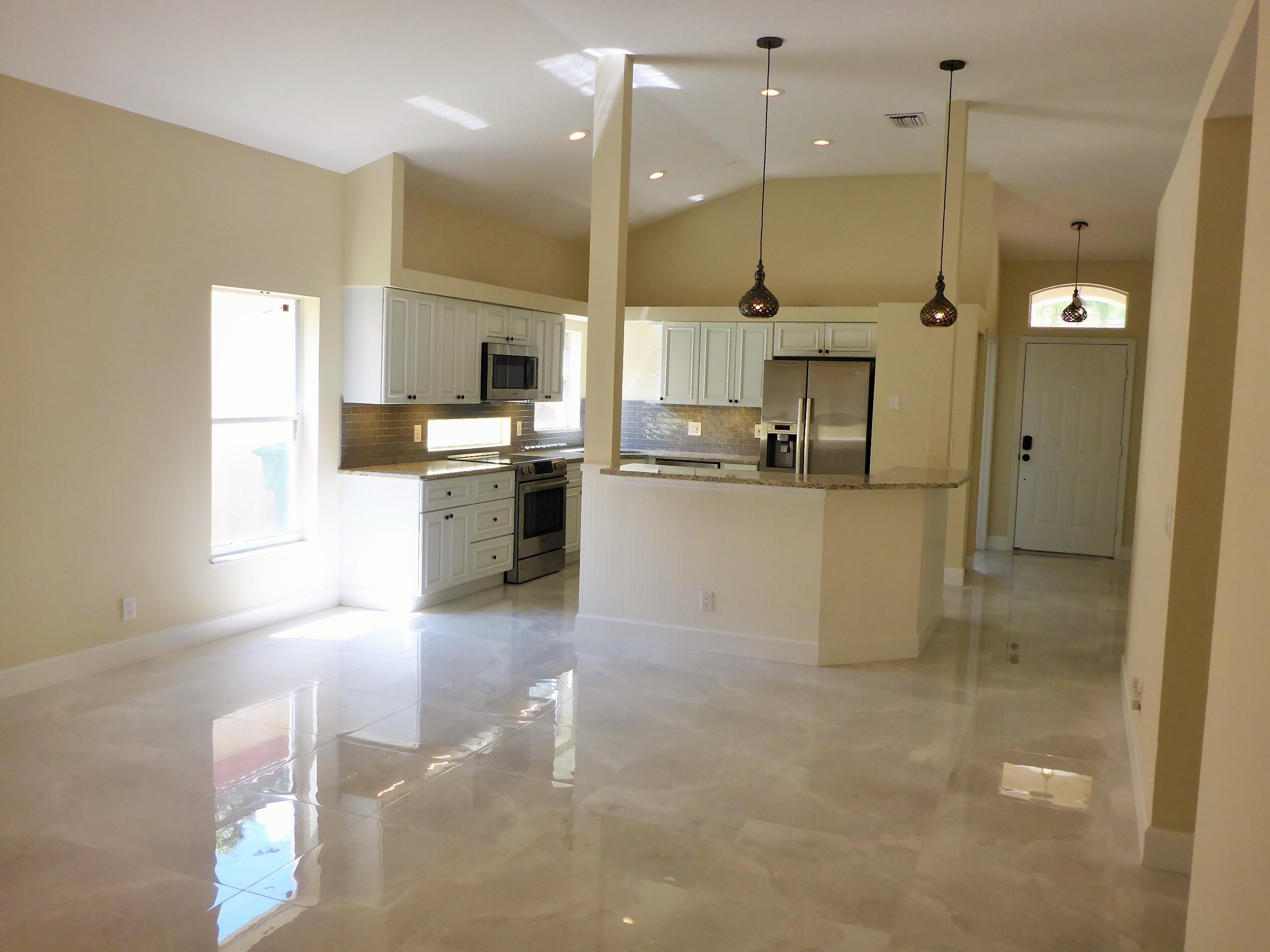 5211 Edenwood Road Riviera Beach, FL 33418 - Photo 15 of 59 P1020123