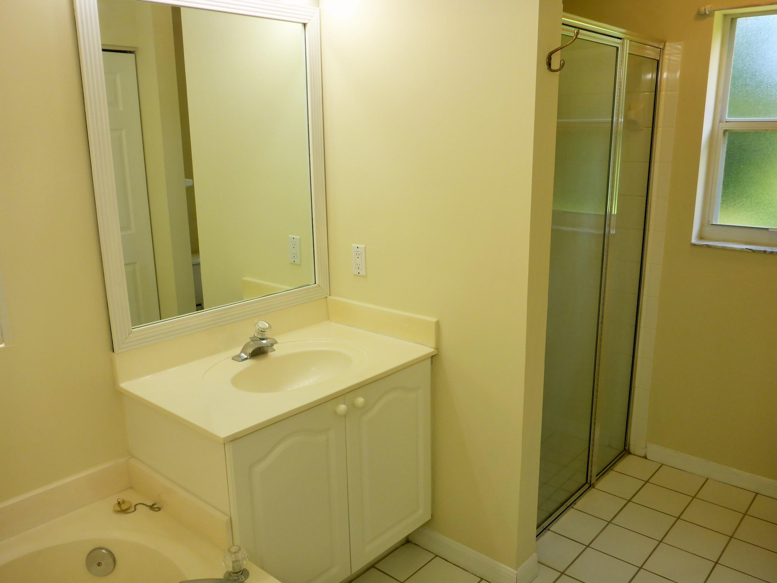 5211 Edenwood Road Riviera Beach, FL 33418 - Photo 31 of 59 P1020140