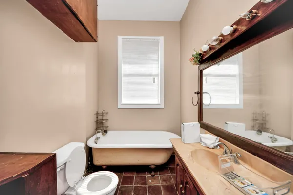 $420,000 | 3012 Garrow Street, Houston, TX 77003