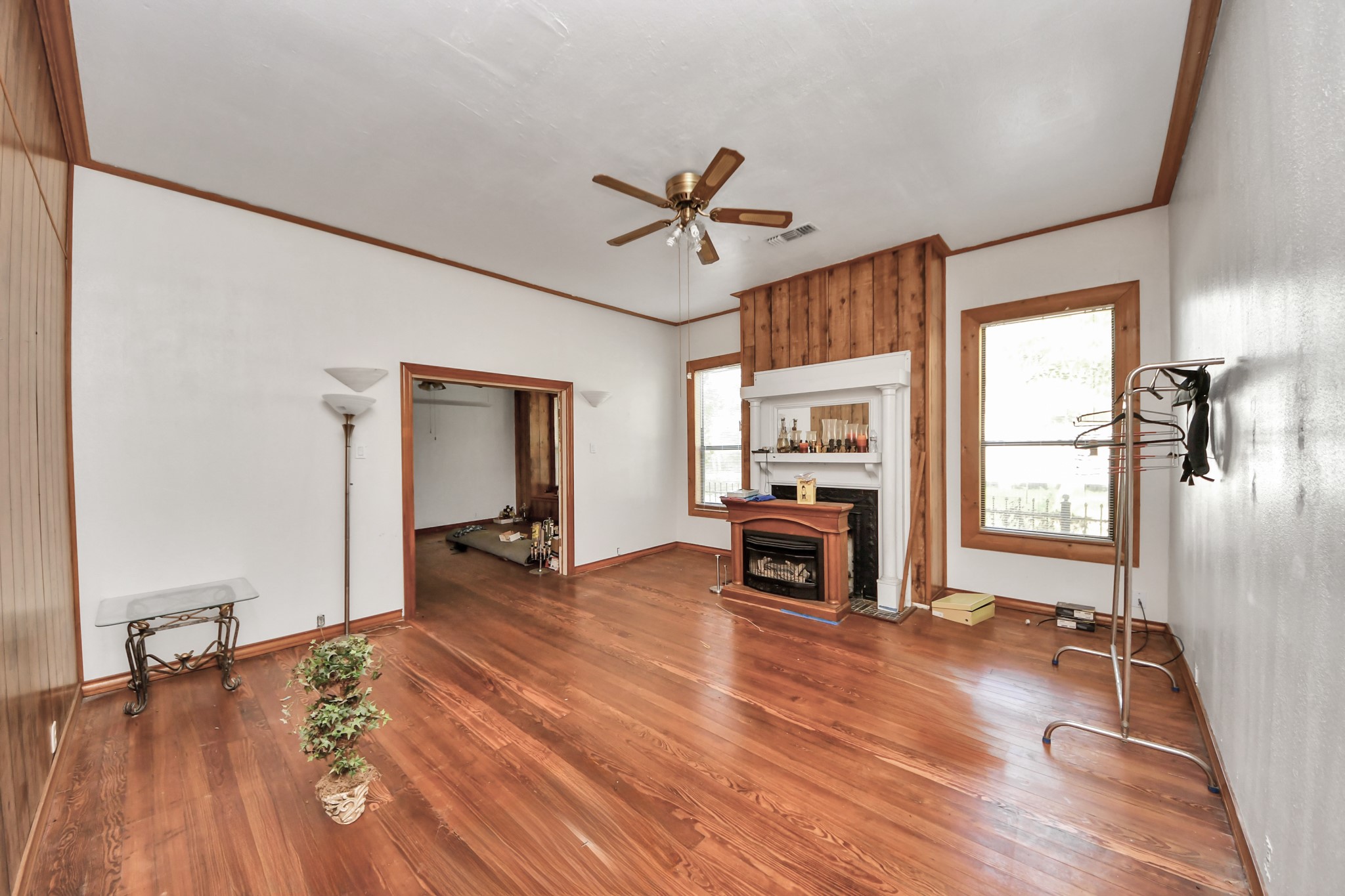 3012 Garrow Street Houston, TX 77003 - Photo 7 of 31