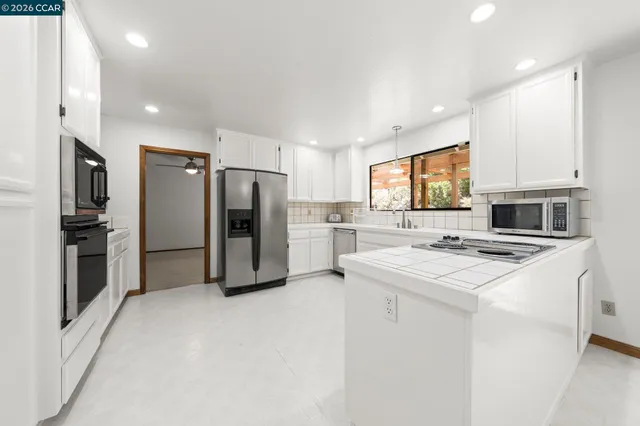 $1,299,000 | 20 Elton Court, Pleasant Hill, CA 94523