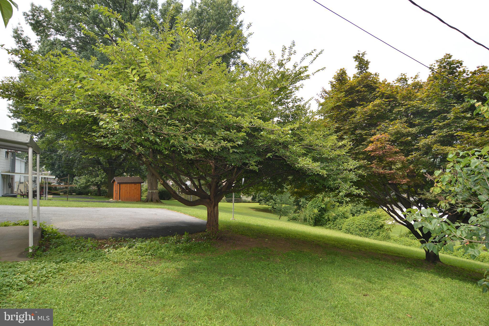 316 South Miller Street Reading, PA 19607 - Photo 27 of 35