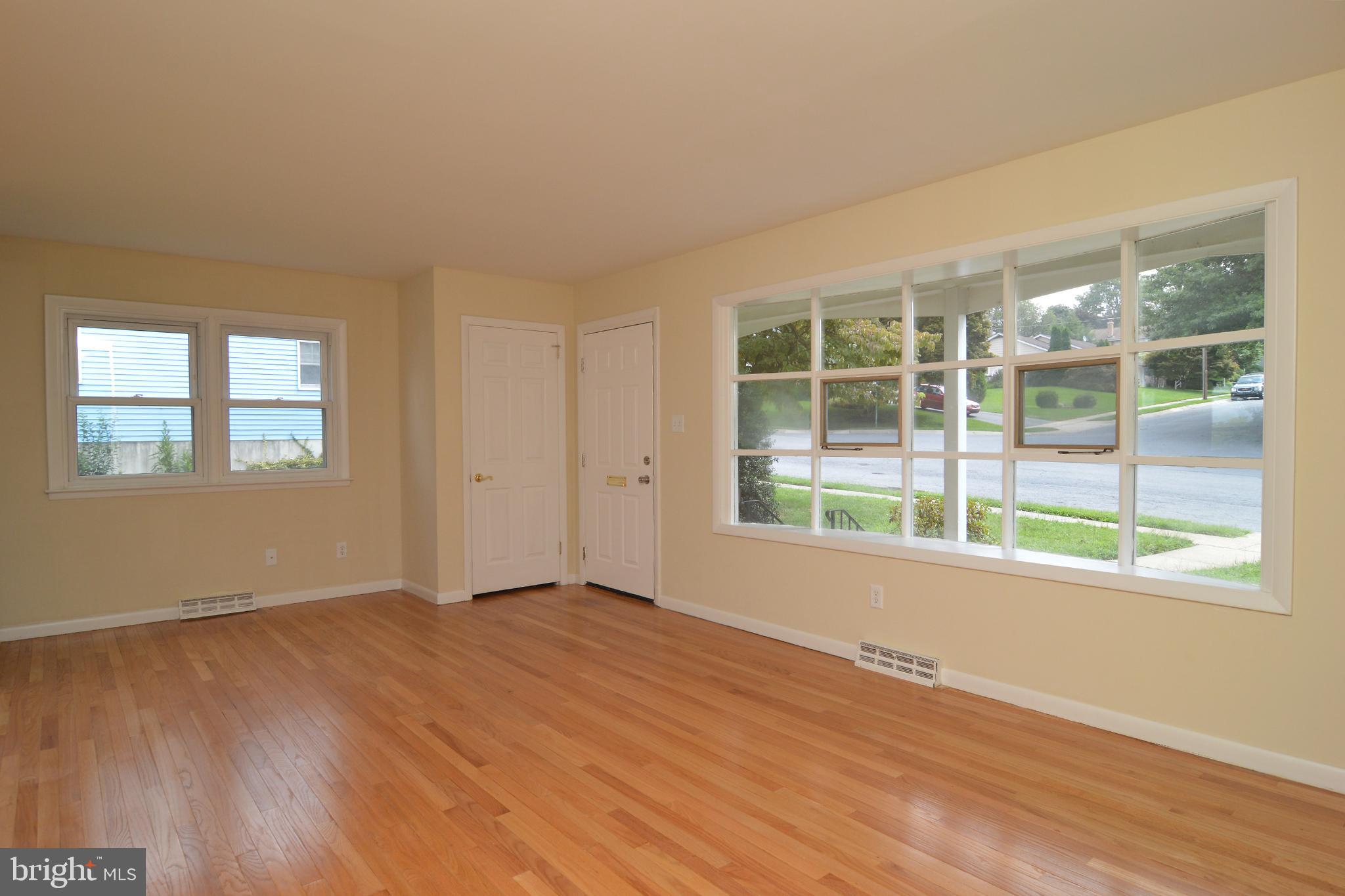 316 South Miller Street Reading, PA 19607 - Photo 5 of 35