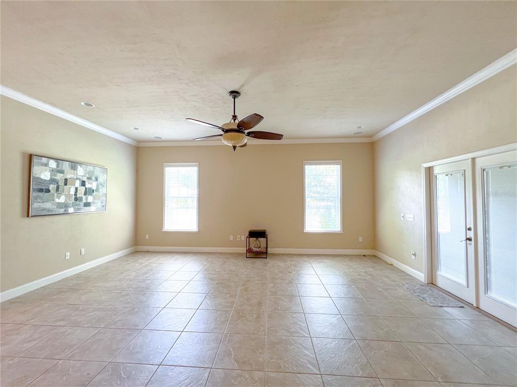 9048 Southwest 76th Avenue Gainesville, FL 32608 - Photo 5 of 17