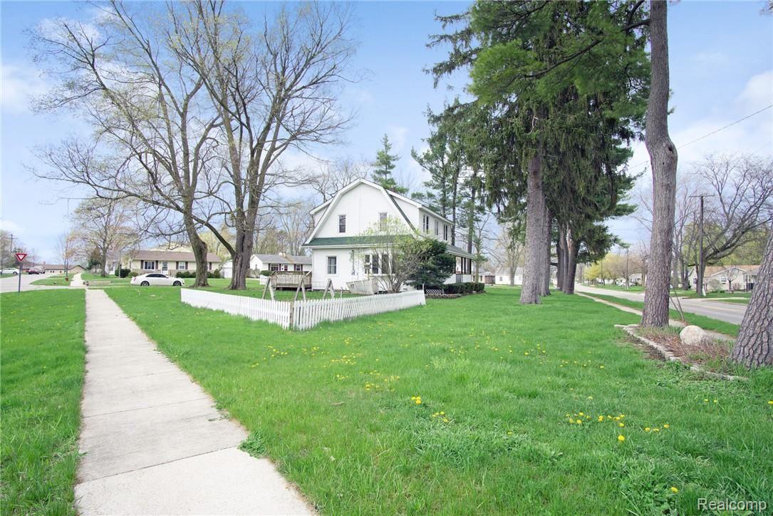 410 Byron Road Howell, MI 48843 - Photo 8 of 40 _DSC1226.jpg