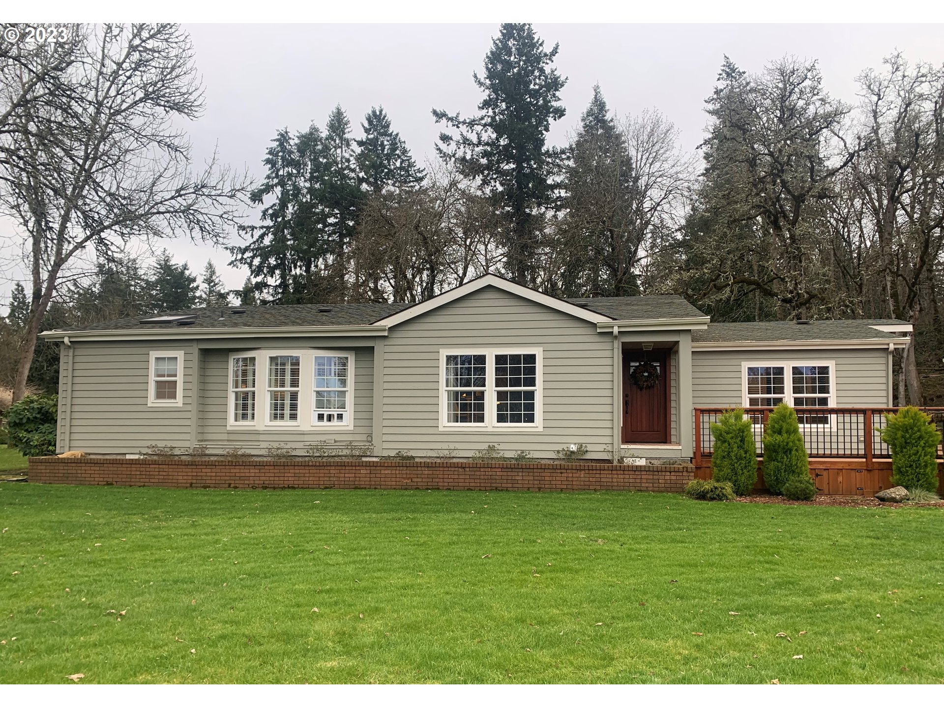 36934 Wheeler Road Pleasant Hill, OR 97455 - Photo 1 of 31 a front view of house with yard and green space
