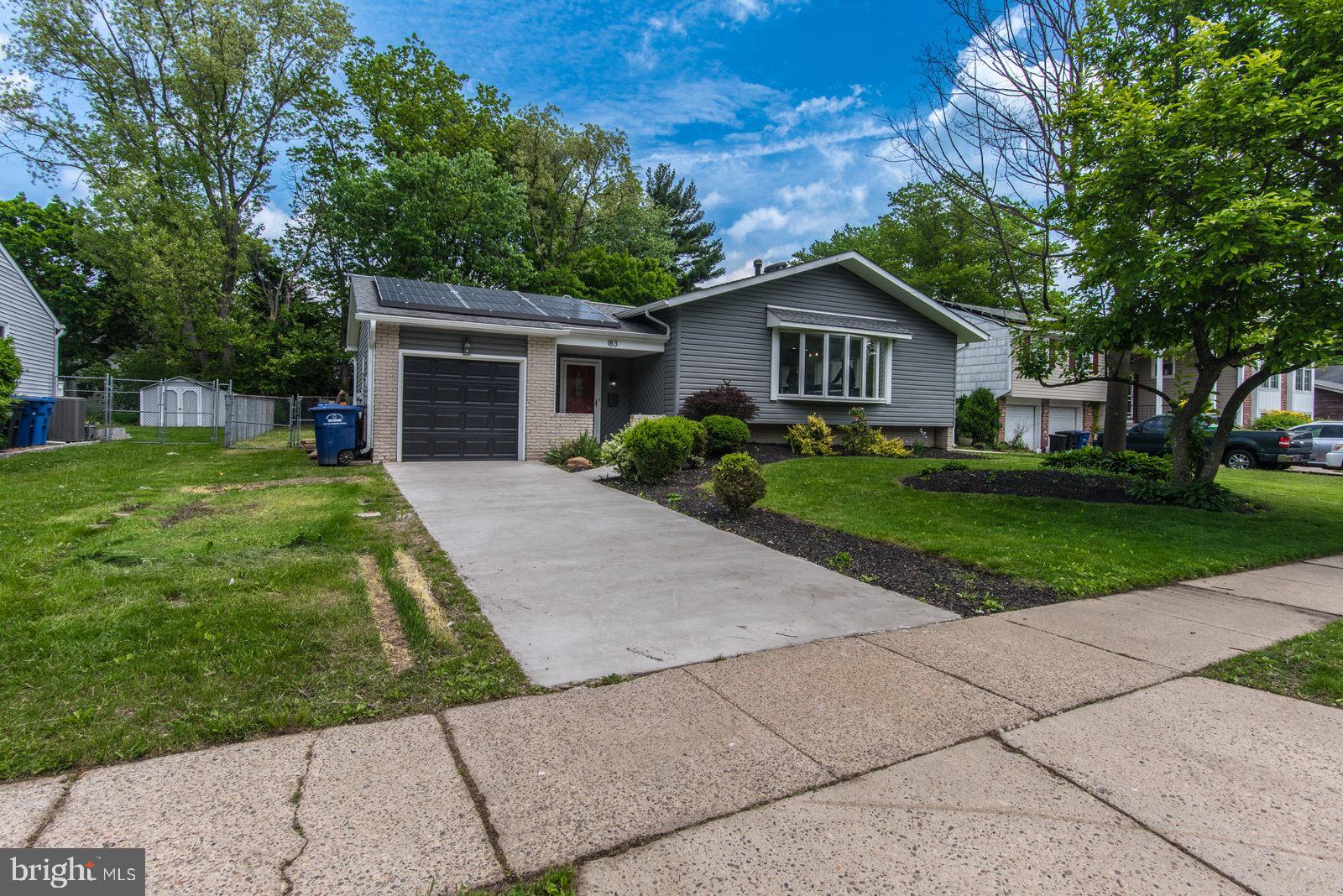 183 Canterbury Road Mount Laurel, NJ 08054 - Photo 3 of 122