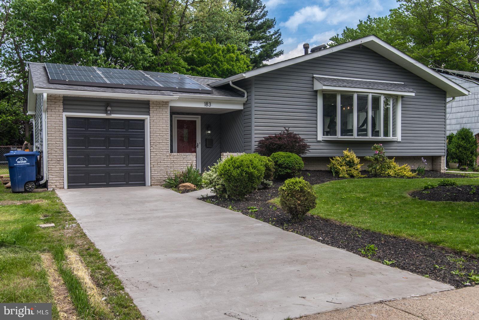 183 Canterbury Road Mount Laurel, NJ 08054 - Photo 4 of 122
