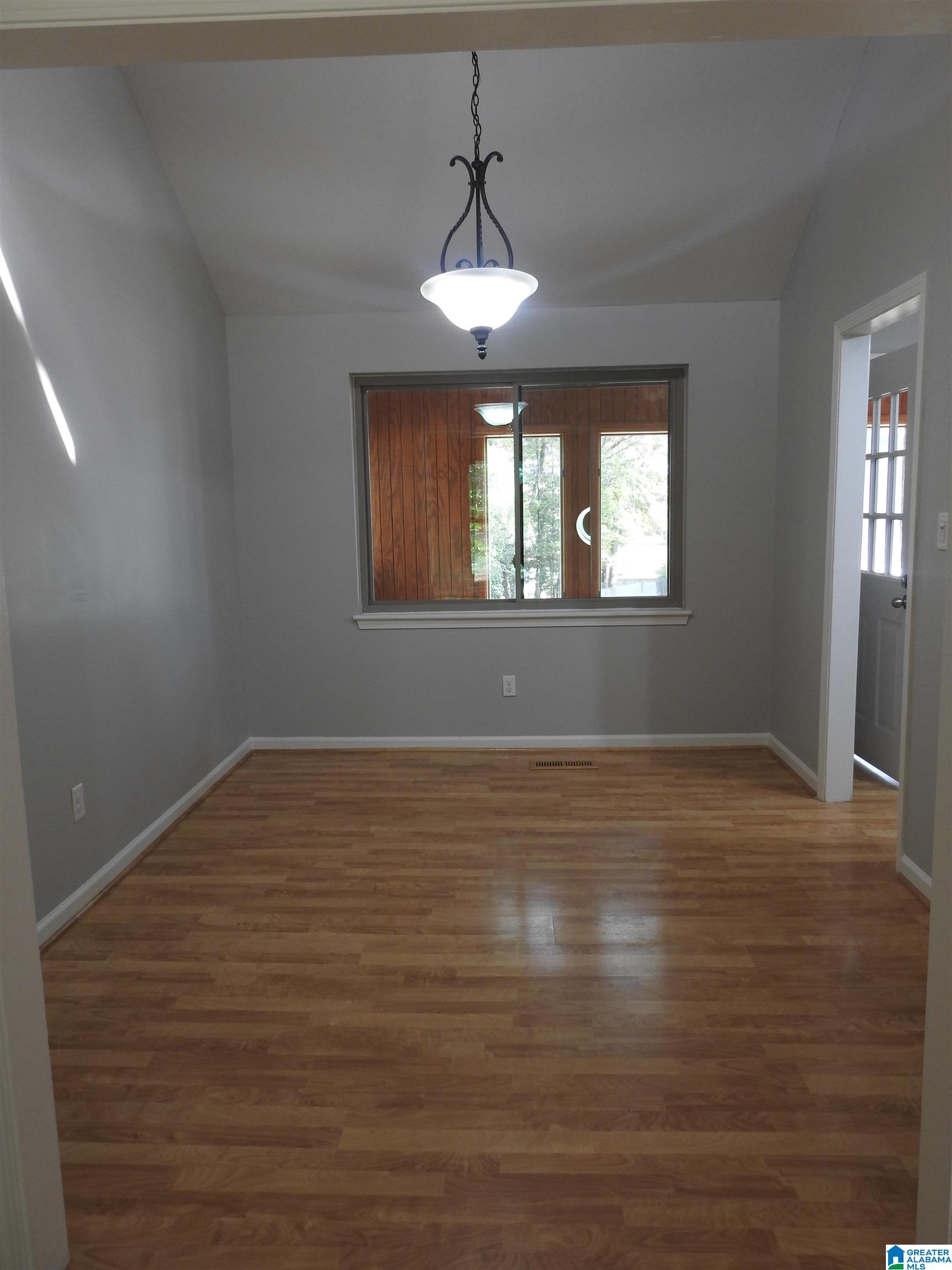 340 Comanche Street Montevallo, AL 35115 - Photo 9 of 28