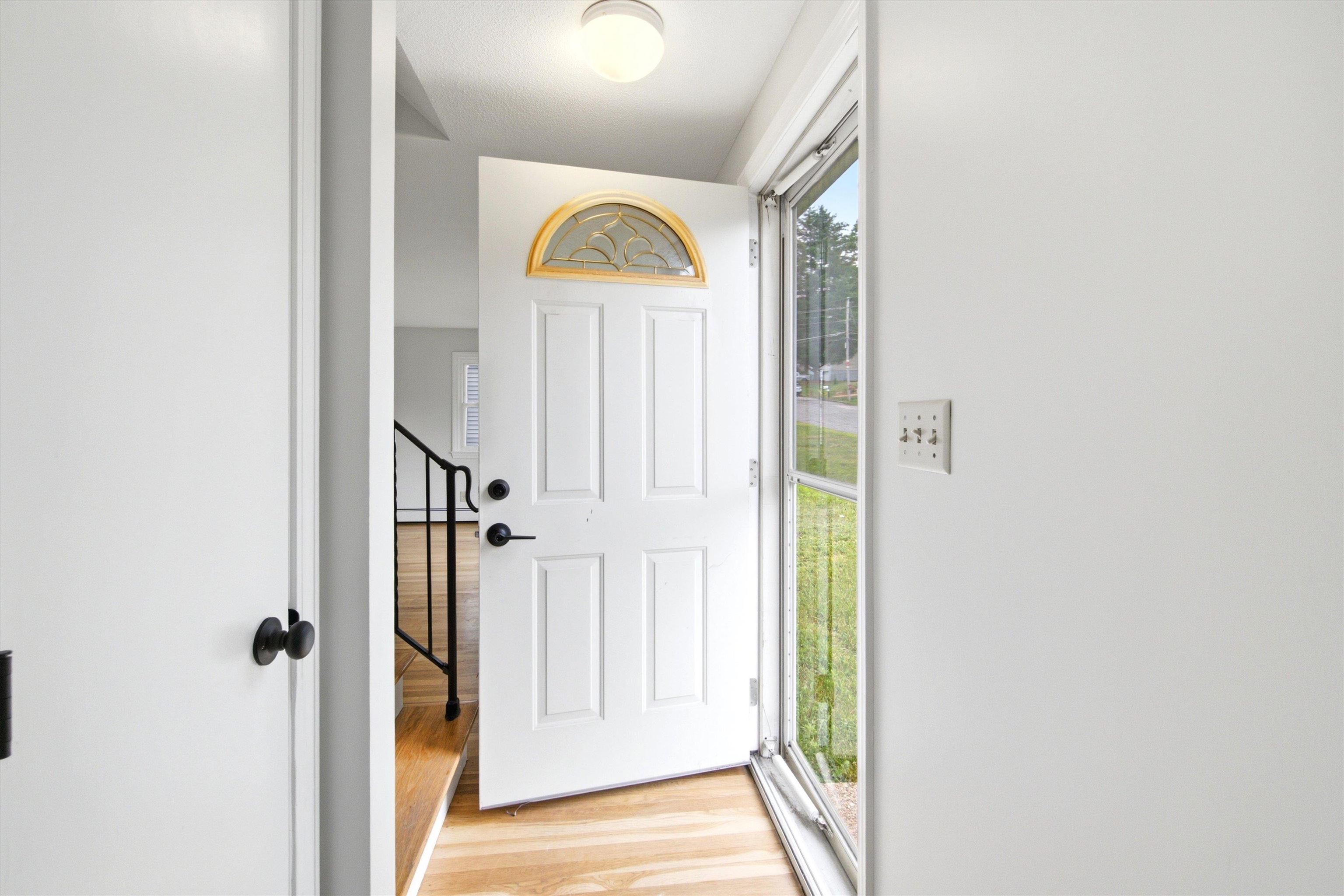 12 Bryant Road Nashua, NH 03062 - Photo 15 of 41