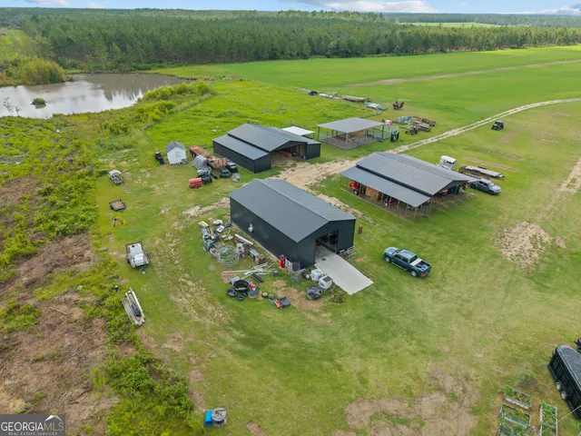 $2,750,000 | 485 Beaver Kreek Road, Douglas, GA 31533