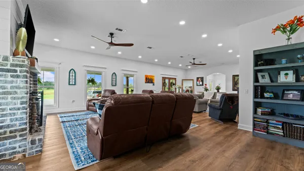 $2,750,000 | 485 Beaver Kreek Road, Douglas, GA 31533