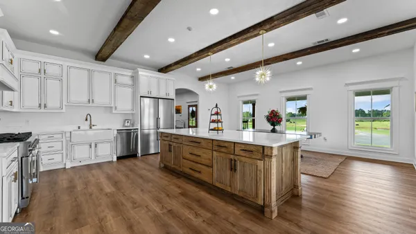$2,750,000 | 485 Beaver Kreek Road, Douglas, GA 31533