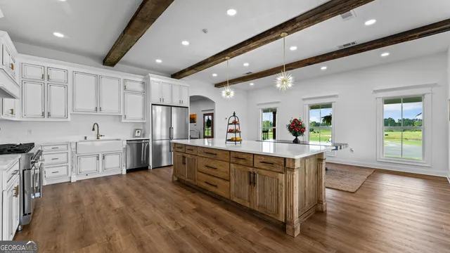 $2,750,000 | 485 Beaver Kreek Road, Douglas, GA 31533