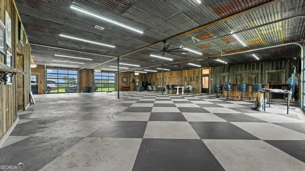 $2,750,000 | 485 Beaver Kreek Road, Douglas, GA 31533