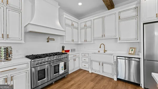 a view of a bathroom