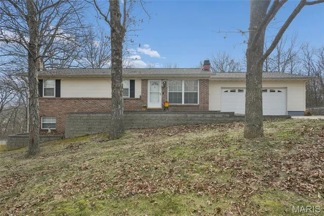 $289,900 | 2214 Buck Creek Road, Festus, MO 63028
