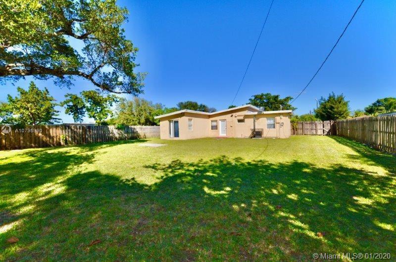 18 Miami Gardens Road West Park, FL 33023 - Photo 17 of 65