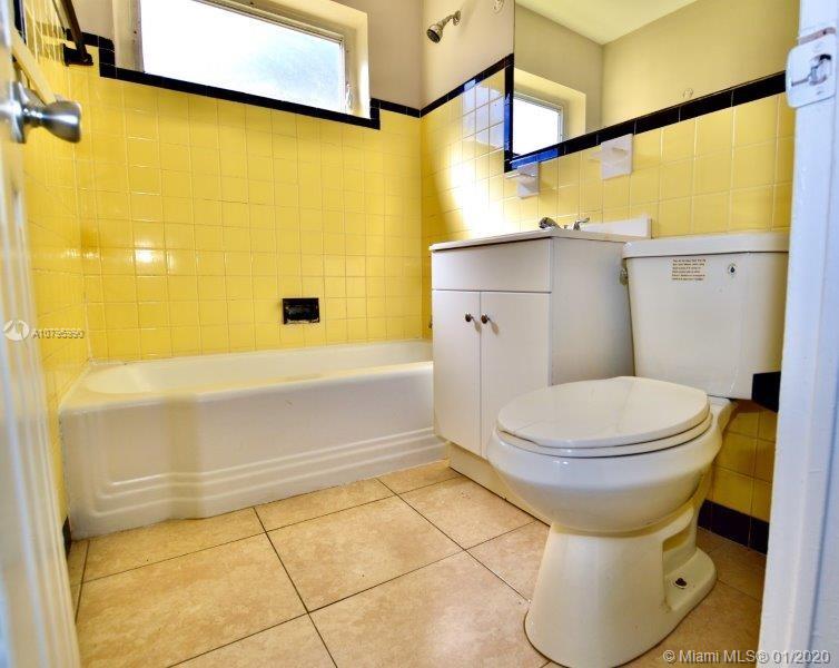 18 Miami Gardens Road West Park, FL 33023 - Photo 21 of 65