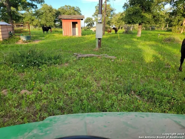 $275,000 | 1130 Blacksmith Row, Weimar, TX 78962