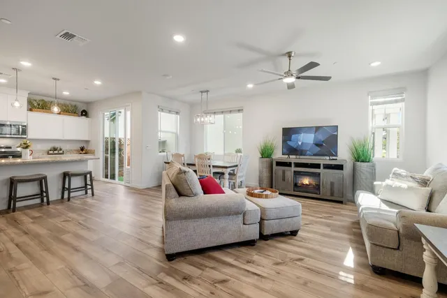 $599,000 | 664 Whitewater Way, West Sacramento, CA 95605