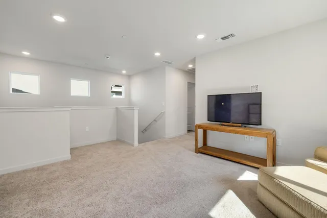 $599,000 | 664 Whitewater Way, West Sacramento, CA 95605