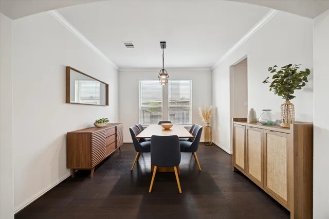 $660,000 | 2423 Flowering Brook Lane, Sugar Land, TX 77479