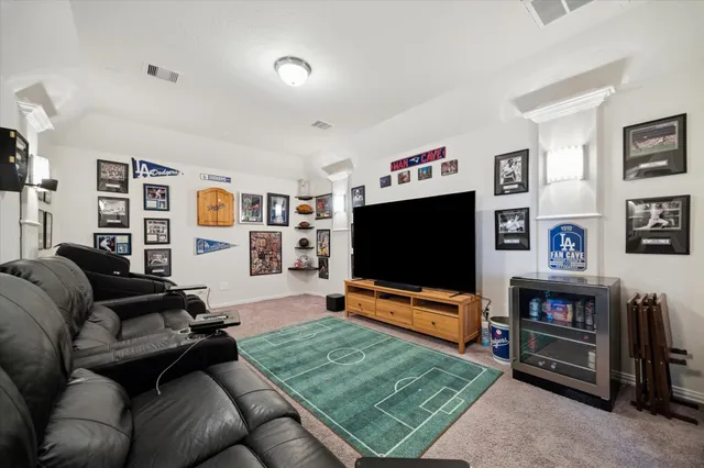 $660,000 | 2423 Flowering Brook Lane, Sugar Land, TX 77479