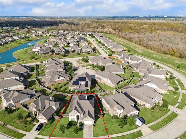 $660,000 | 2423 Flowering Brook Lane, Sugar Land, TX 77479