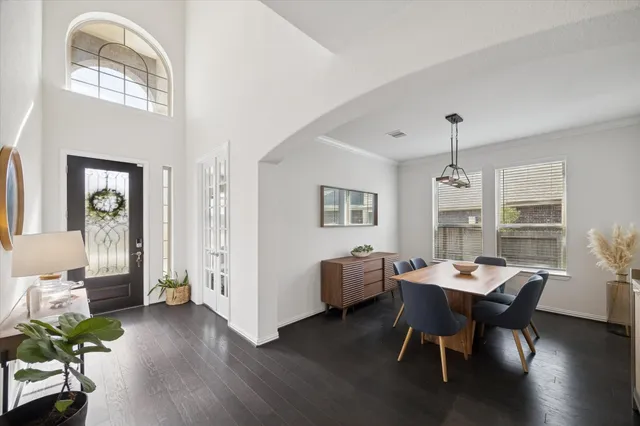 $660,000 | 2423 Flowering Brook Lane, Sugar Land, TX 77479