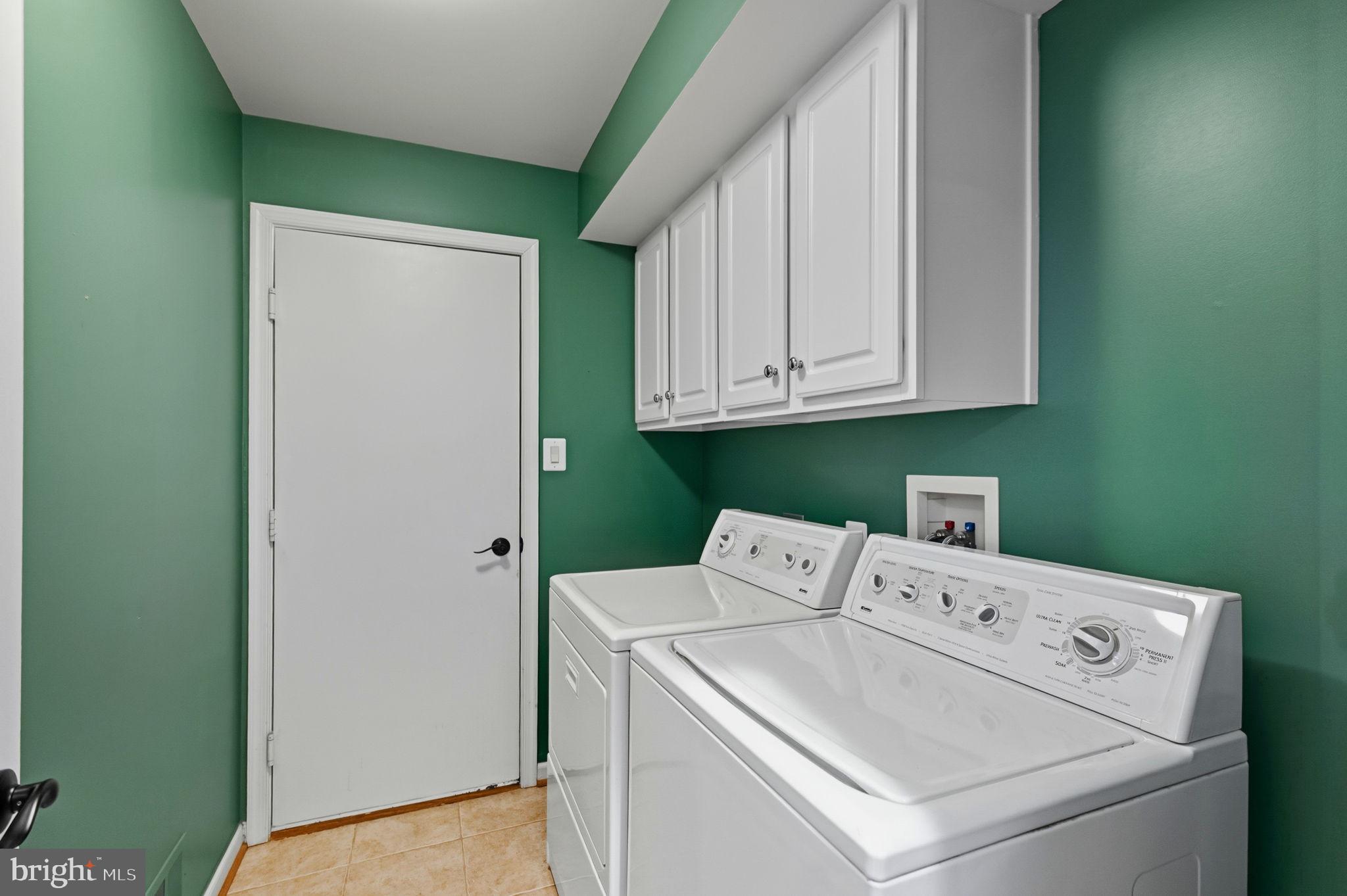 2656 Brook Valley Road Frederick, MD 21701 - Photo 41 of 89 laundry room and exit to the 2-car garage