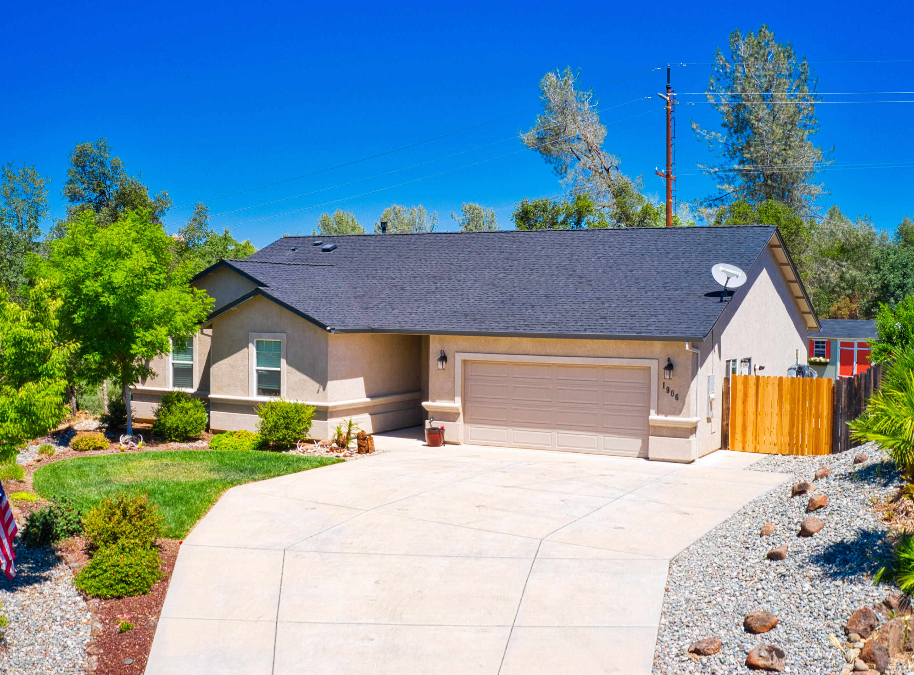 1906 Tarmac Road Redding, CA 96003 - Photo 1 of 48 HARRISONM-68