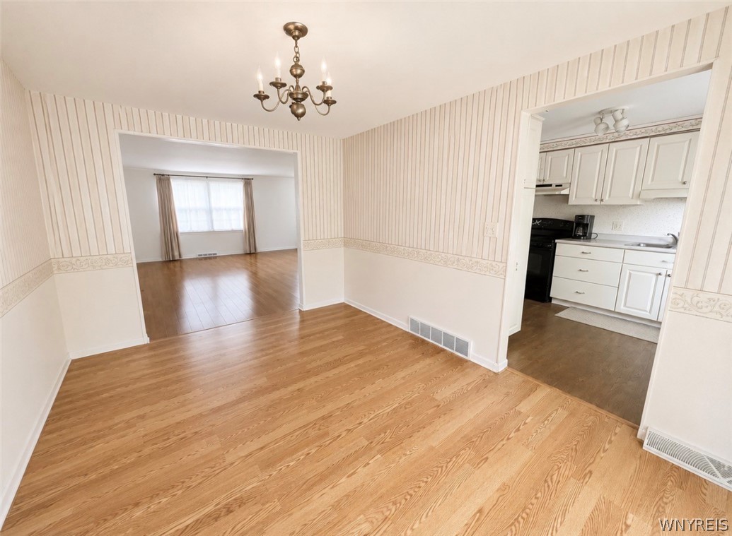 40 Hamlin Square, Unit E Amherst, NY 14221 - Photo 11 of 31