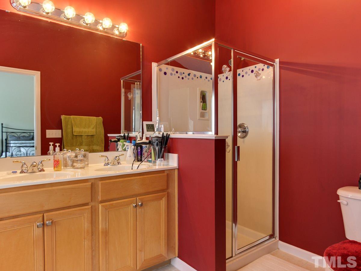 6841 Middleboro Drive Raleigh, NC 27612 - Photo 19 of 25