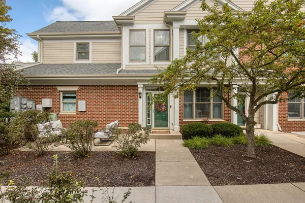 $450,000 | 1911 Norhardt Drive, Brookfield, WI 53045