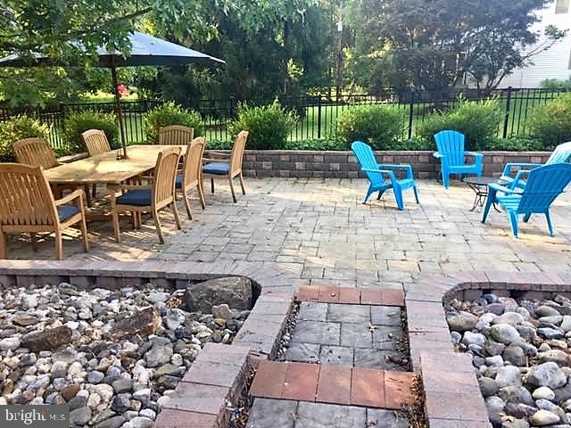 1550 Glenhardie Road Wayne, PA 19087 - Photo 27 of 38 a view of an outdoor sitting area with furniture