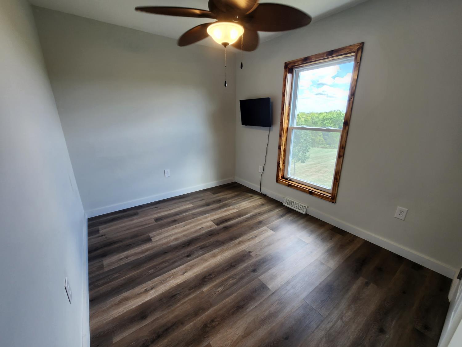 7492 Brooks Road Vevay, IN 47043 - Photo 13 of 70